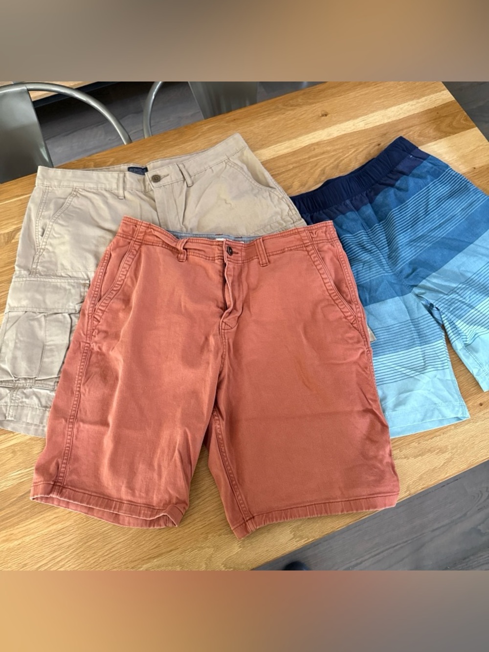 Men's Summer Bundle: Lucky Brand, Levis, Speedo. Size 34” shorts, Large trunks